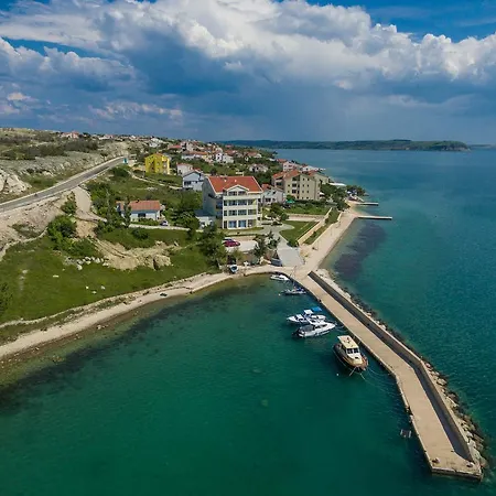 4m * Ražanac