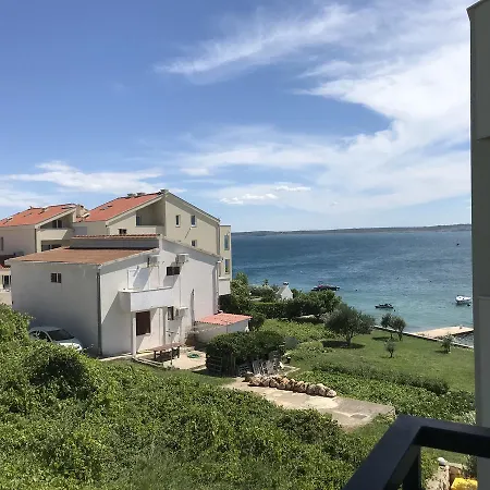 Appartement 4m Ražanac