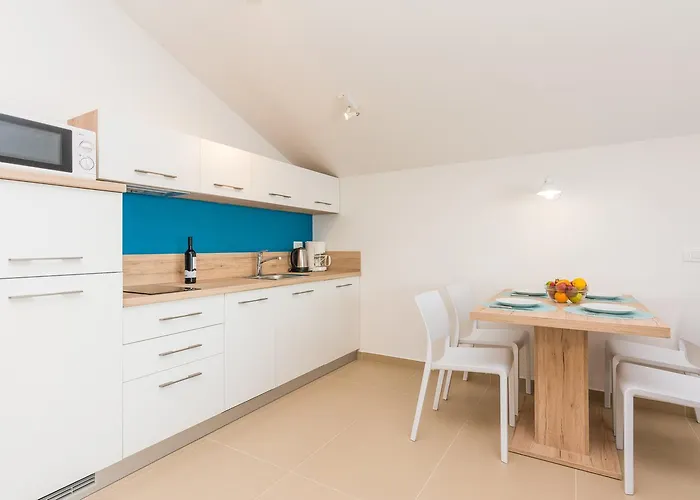 Апартаменты 4m *