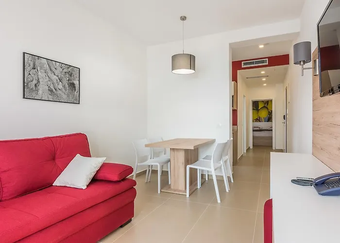 Апартаменты 4m *