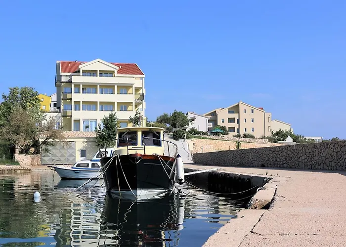 4m Апартаменты Ражанац